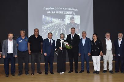'Aliya İzzetbegoviç ve Bosna-Hersek Soykırımı' söyleşisi