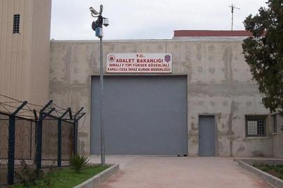 DEM Parti heyeti İmralı'ya gitti
