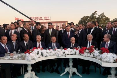 MHP Genel Başkanı Bahçeli, nikah şahidi oldu